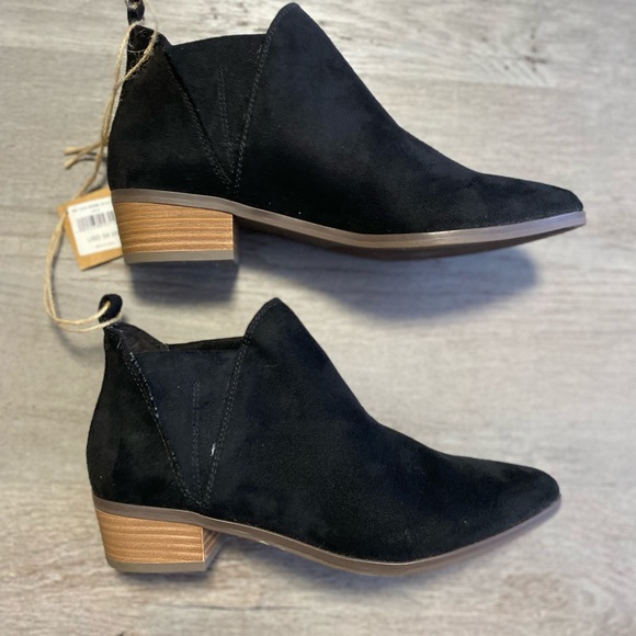 AEO Micro Booties - Picture 9 of 16